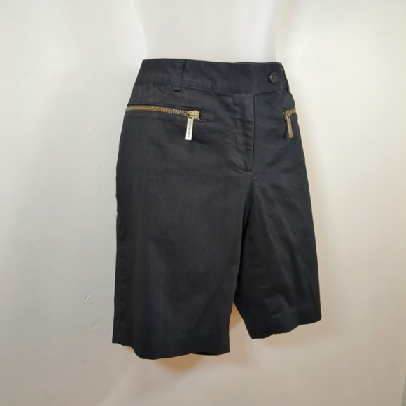 Michael Kors black Bermuda zipper pocket shorts , size 6 - Picture 1 of 7